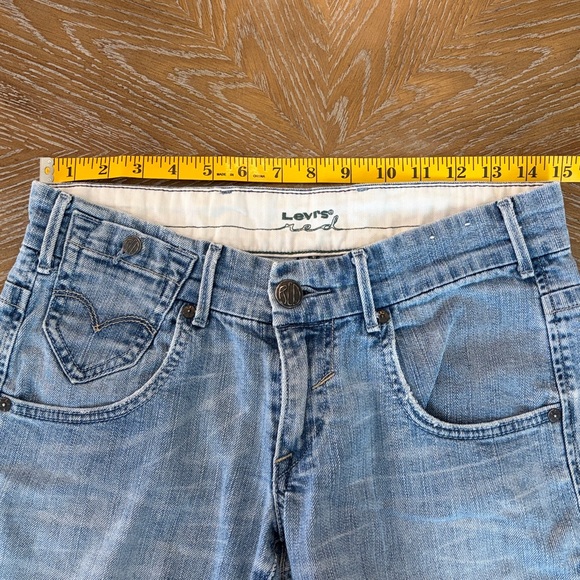 Levi’s Red Y2K Denim Bermuda Shorts Embroidered Relaxed Fit Size 26 - Picture 12 of 14